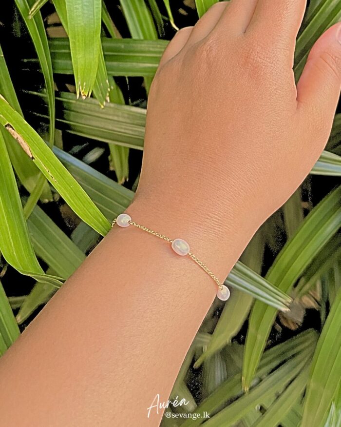 Lumi Pearl Bracelet