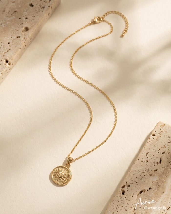 Equilibré Necklace